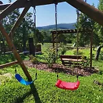 Chata Pod Mogielica - Klimatyczny Dom Na Wylacznosc Z Ogrodem I Widokiem Na Gory Hébergement de vacances *