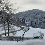 Chata Pod Mogielica - Klimatyczny Dom Na Wylacznosc Z Ogrodem I Widokiem Na Gory Hébergement de vacances *