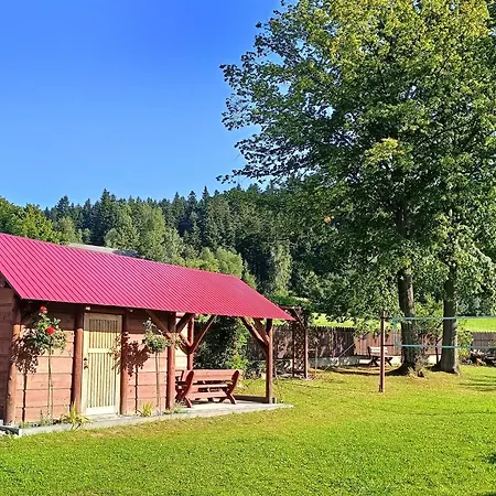 Hébergement de vacances Chata Pod Mogielica - Klimatyczny Dom Na Wylacznosc Z Ogrodem I Widokiem Na Gory Slopnice