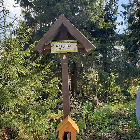 Dom wakacyjny Pod Mogielicą - Klimatyczny Dom Na Wyłączność Z Widokiem Na Góry