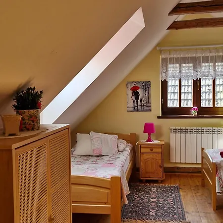 Casa de Férias Pod Mogielica Komfortowe Z Widokiem Na Mogielice 1000m Od Tras Wokol Gory Mogielica *