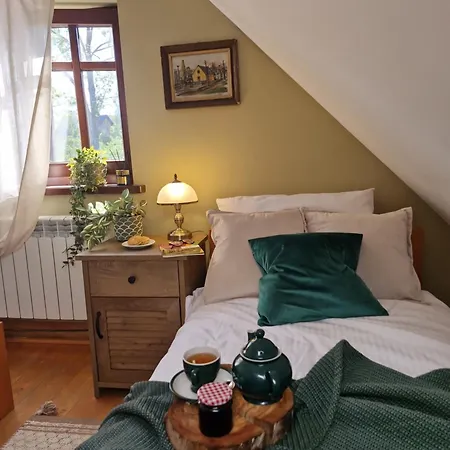 Chata Pod Mogielica - Klimatyczny Dom Na Wylacznosc Z Ogrodem I Widokiem Na Gory *