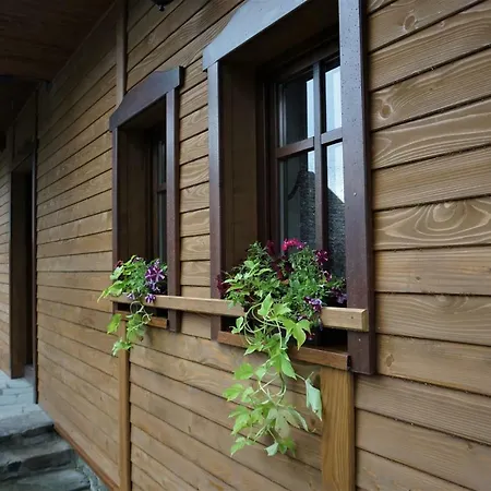 Chata Pod Mogielica - Klimatyczny Dom Na Wylacznosc Z Ogrodem I Widokiem Na Gory